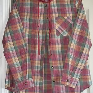 WOMANS MULTI COLOR PLAID BUTTON DOWN HOODED SHIRT